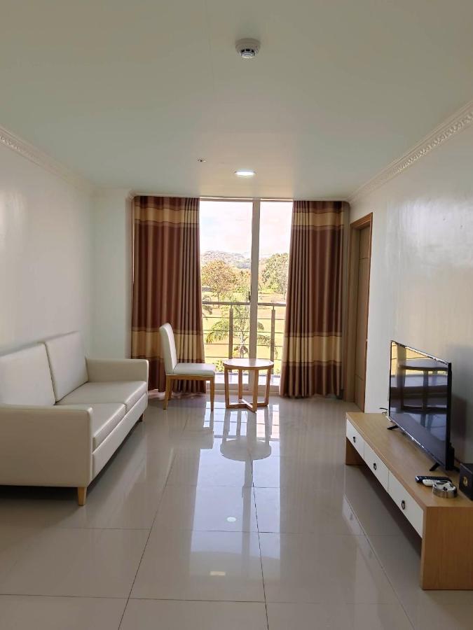 Punta Clark Hotel Clark Field 외부 사진